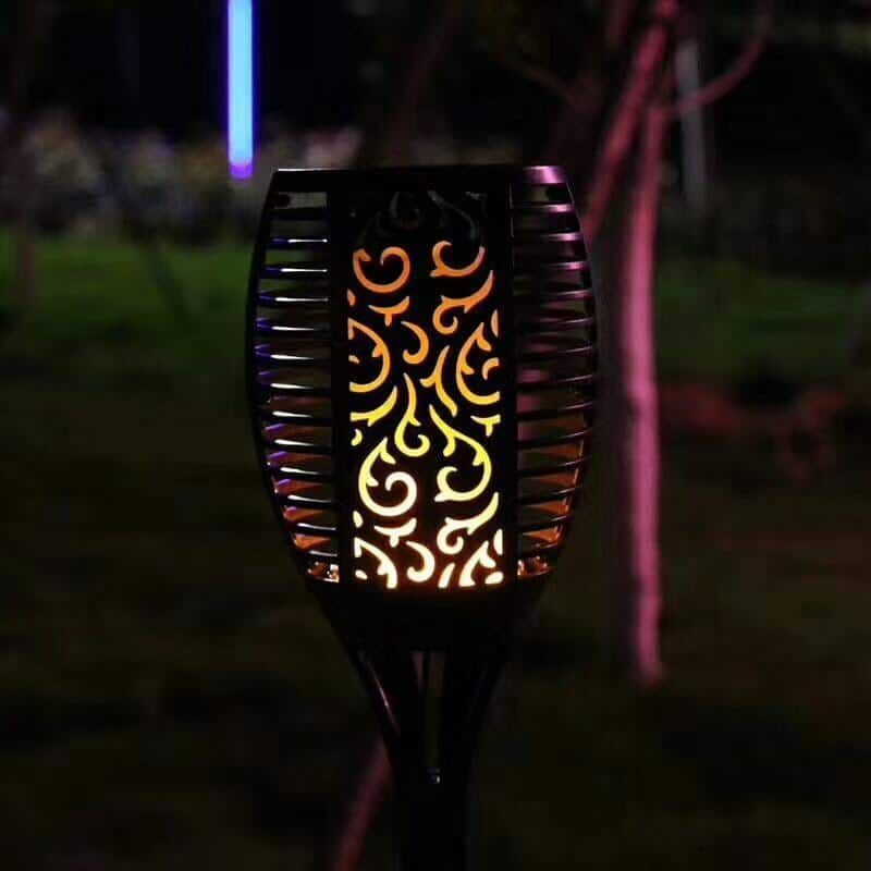 2 stk. flammende LED fakler på spyd med solceller til haven (78 cm.) - Image 6