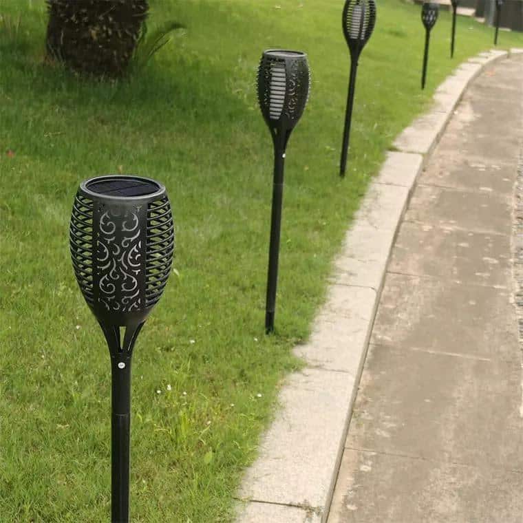 2 stk. flammende LED fakler på spyd med solceller til haven (78 cm.) - Image 7