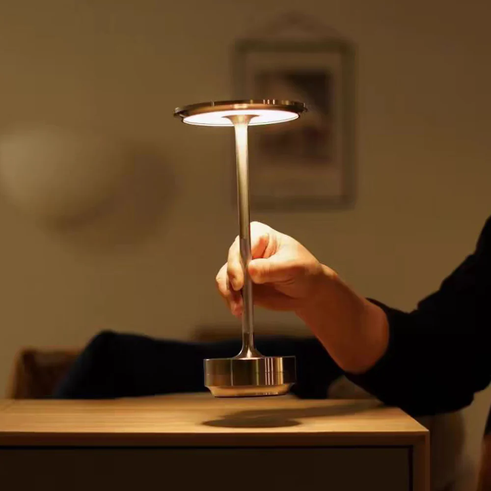 Bordlampe LED m/touch & genopladelig funktion