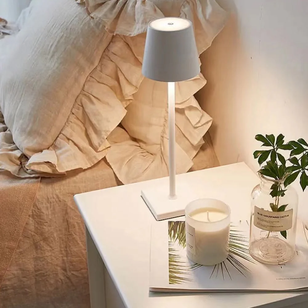 Bordlampe LED m/touch - ledningsfri - 4 farver - Image 5