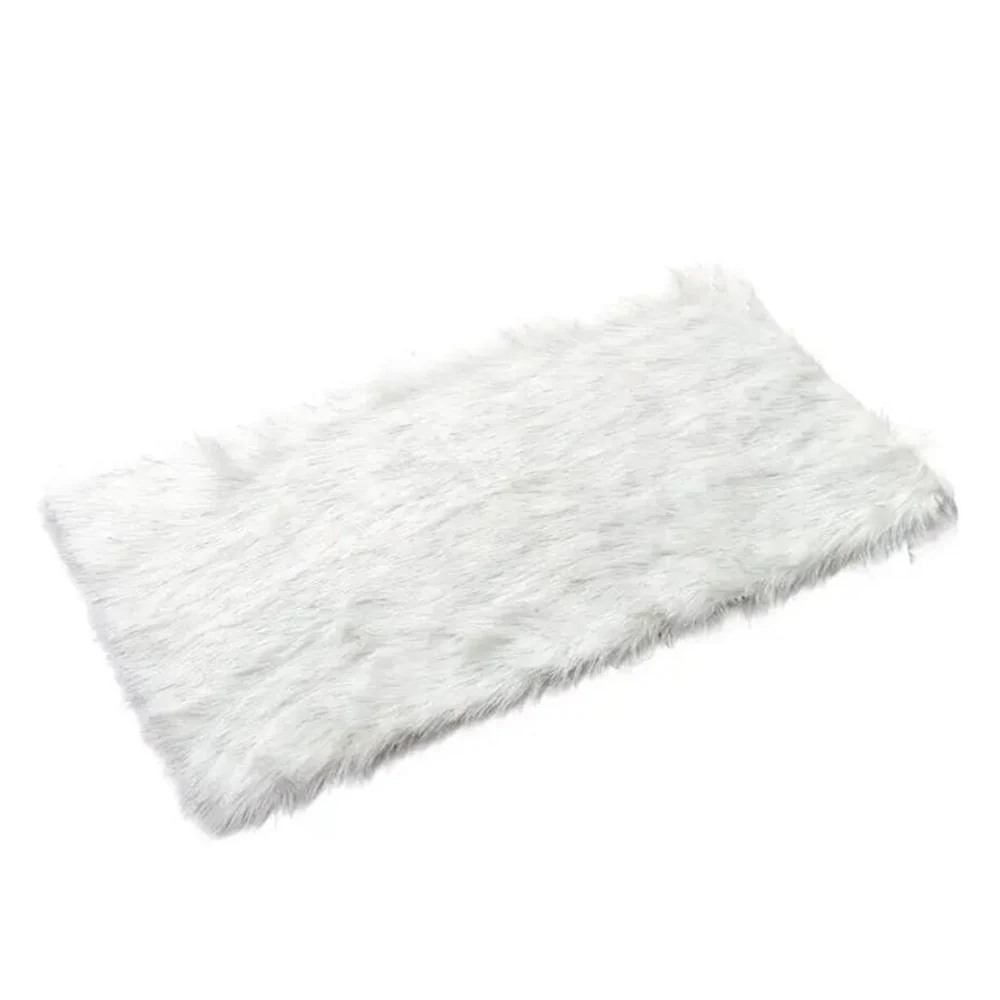 Faux Fur tæppe 60 x 90 cm hvid - Image 5