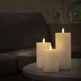 LED Stearinlys - 1 stk. - ø7,5 x 12,5 cm - m/3D flamme - (flere farver) - Image 2