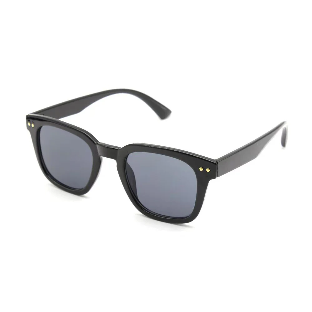 Solbriller i mange designs – fra klassisk til trendy! - Image 12
